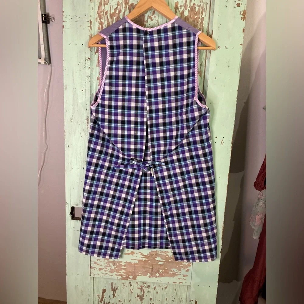 Plaid sunflower embroidered zipper pocket apron - Picture 2 of 5